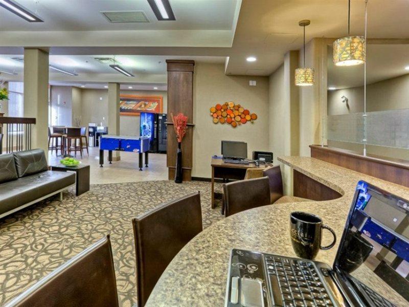 Acclaim Hotel By Clique YYC Exteriér fotografie